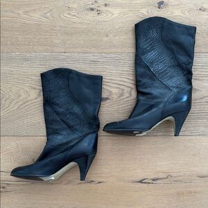 Black 80’s Women's Boots with mini heel and animal print